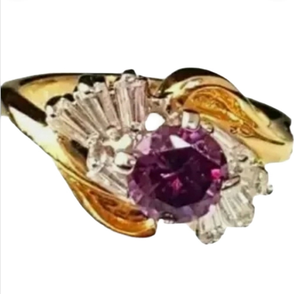 Vintage Style Gold Purple cocktail Ring Cubic Zirconia  Size  8 *